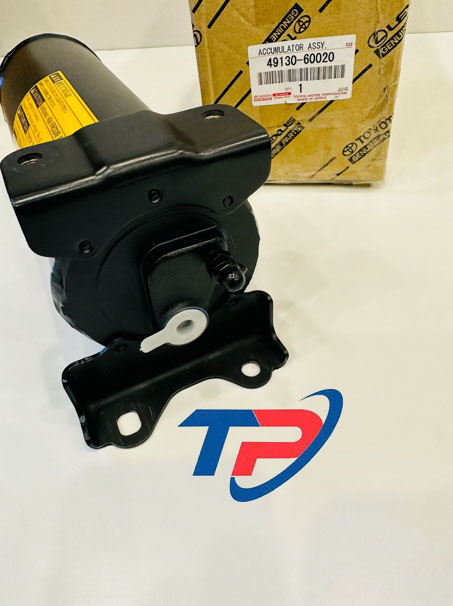 Bầu tích áp nâng gầm Lexus 570 Xịn chính hãng 4913060020